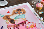 Cat & Cupcake Q7